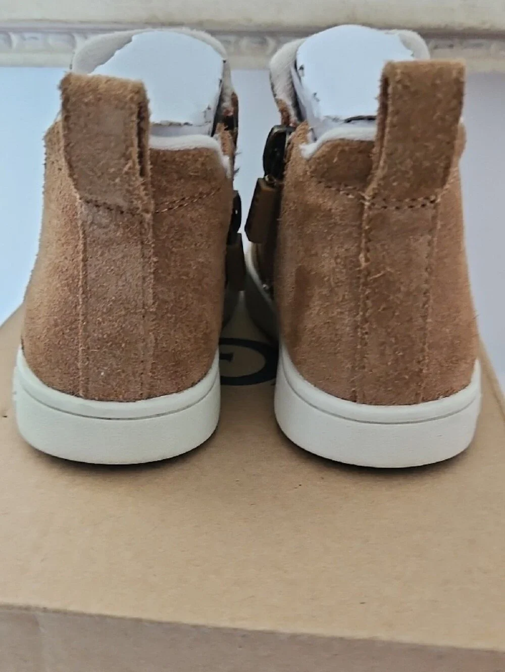 UGG Toddler Hamden II Chestnut Suede Chukka Boots with Cream Sole